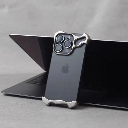 Alien Case Guard