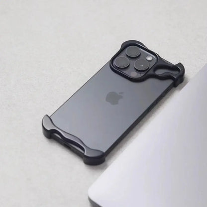 Alien Case Guard
